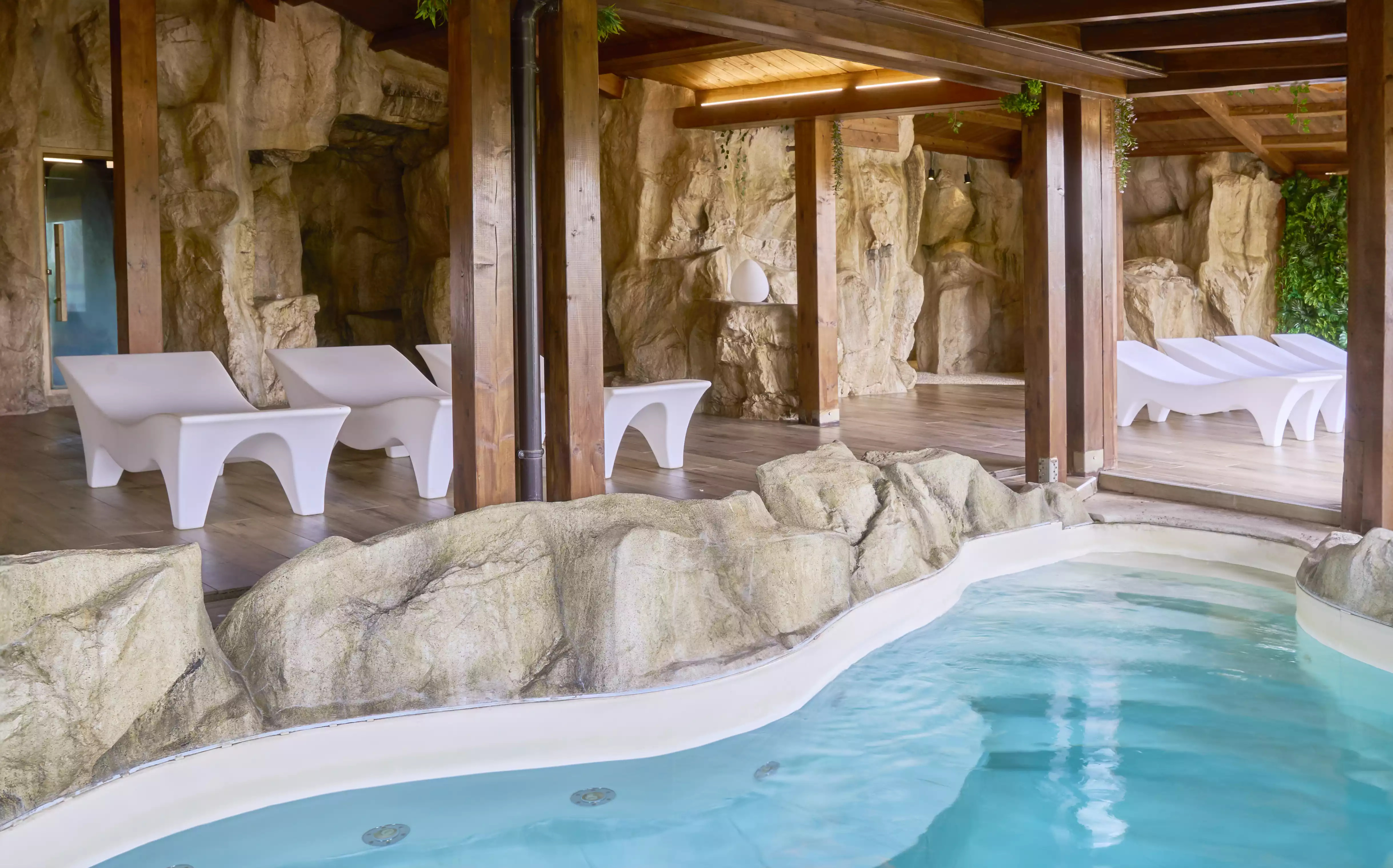 Colline Umbre Residence